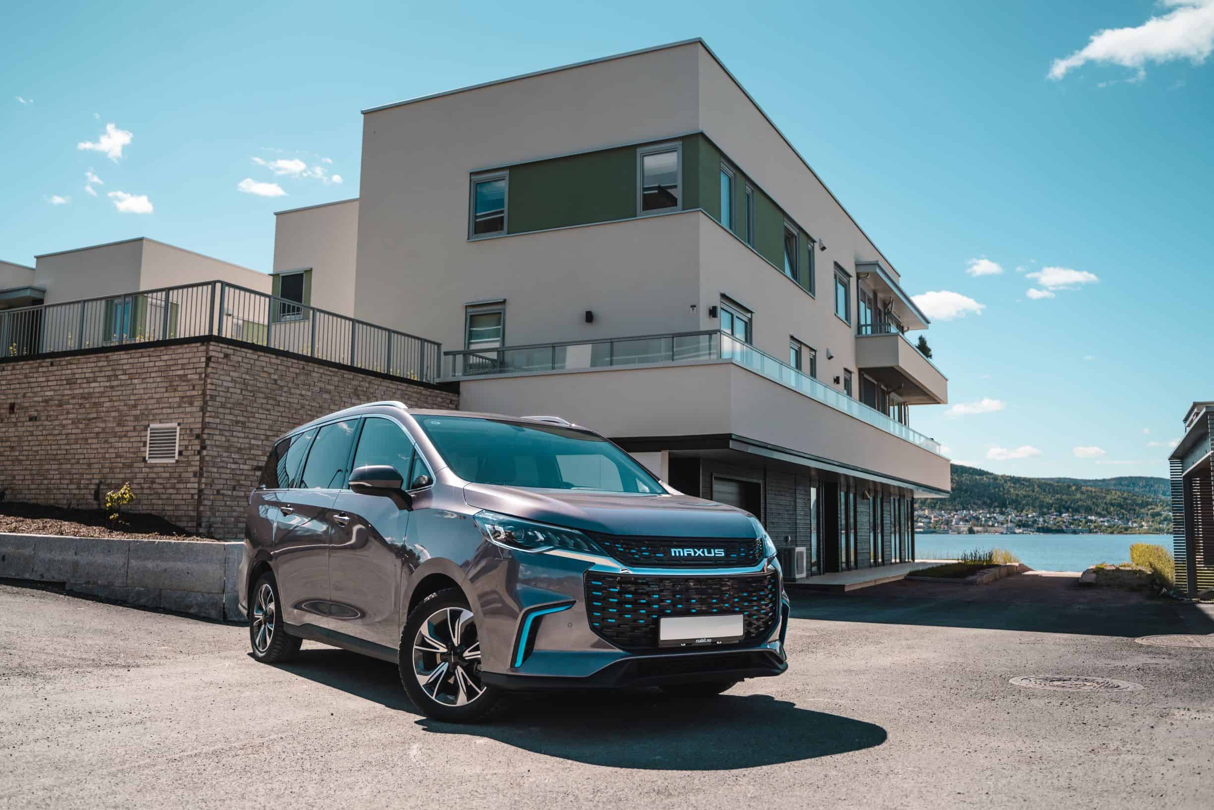 MPV 2 (1) MPV 2 (1)