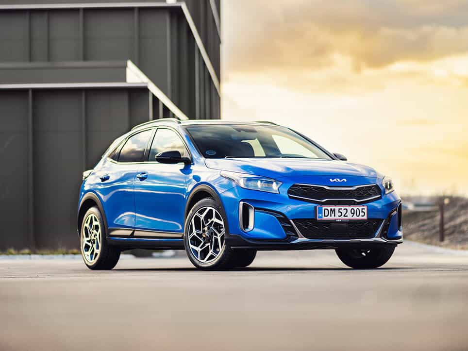 kia-xceed-crossover1 kia-xceed-crossover1
